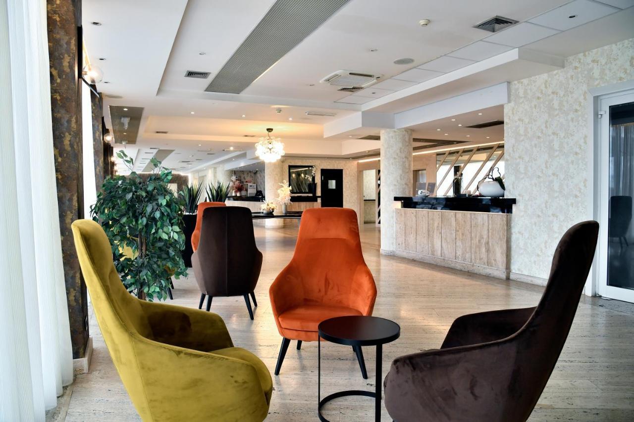 Palace Inn Rome Fiano فيانو رومانو المظهر الخارجي الصورة